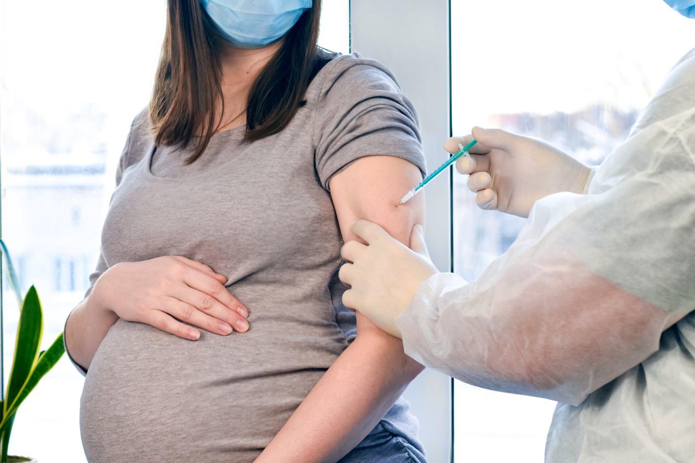Should I wait to undergo fertility treatment after Covid vaccine?